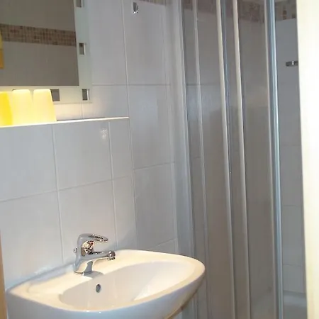 게스트하우스 Kreisel 3*